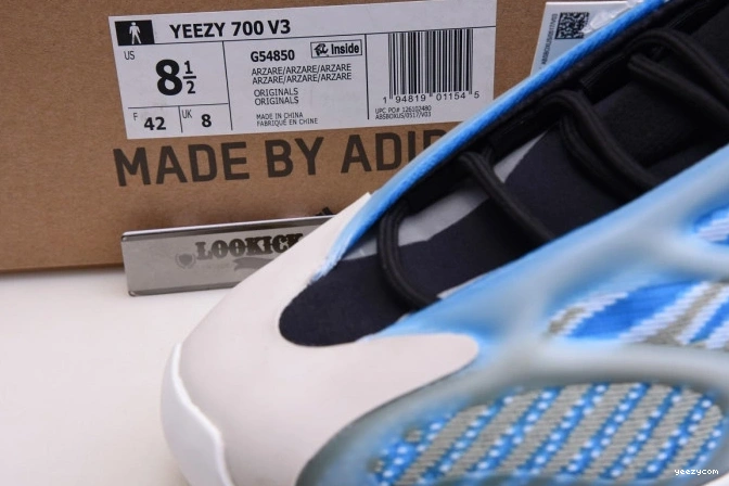 GLOW G54850 IN 700 ADIDAS DARK V3 YEEZY THE 1119